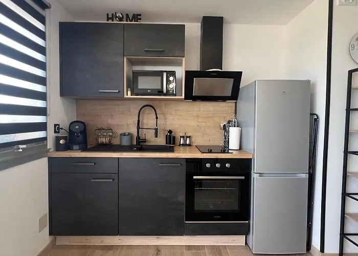 Cosy, Vue Avec Parking Privatif Apartman *
