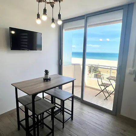 Cosy, Vue Avec Parking Privatif Apartamento *
