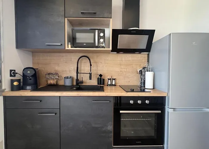 Cosy, Vue Avec Parking Privatif Apartament *